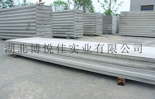 輕質隔墻板的養護