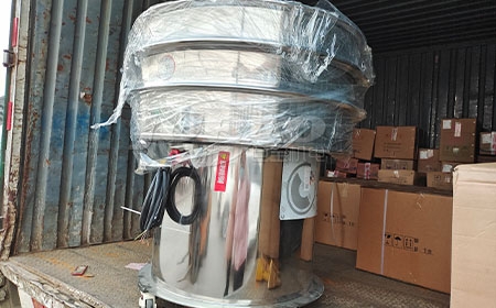 山東威海客戶定制篩分塑料顆粒旋振篩發貨