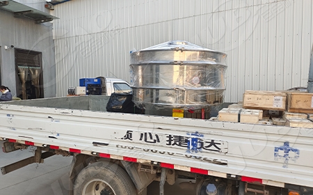 河南安阳王先生订购30目振动筛发货