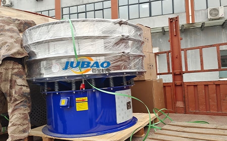 河北石家庄丁先生三次元旋振筛发货中