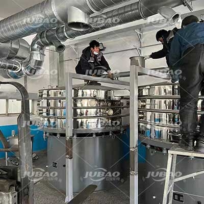 振動篩客戶安裝現場