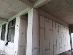 荊州市公安育苗學校宿舍樓_輕質隔墻板生產線設備_輕質隔墻板設備-湖北博悅佳實業有限公司